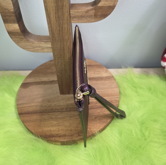 COACH F38706 WRISTLET WALLET STAR SEQUIN PATCHES METALLIC RASPBERRY LN - Picture 5 of 11